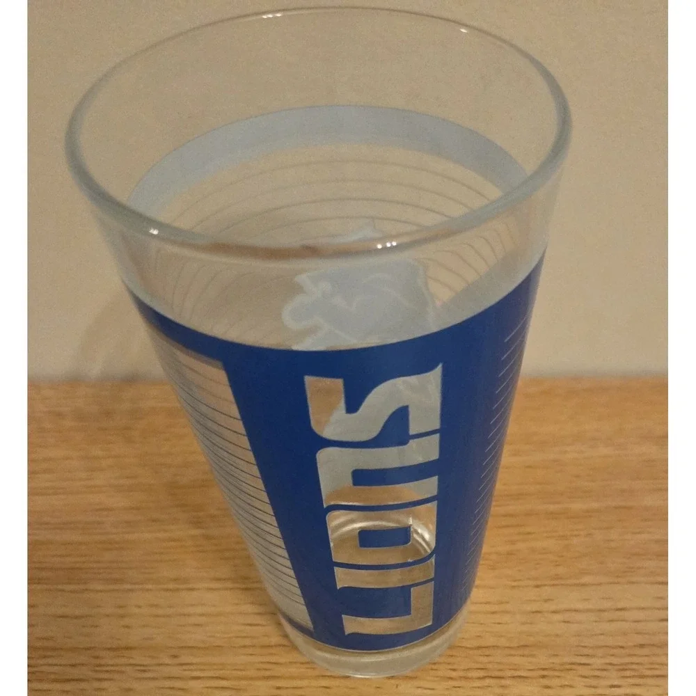 Detroit Lions 16 ounce Striped Pint Drinking Glass Officially NFL Licensed NWOT